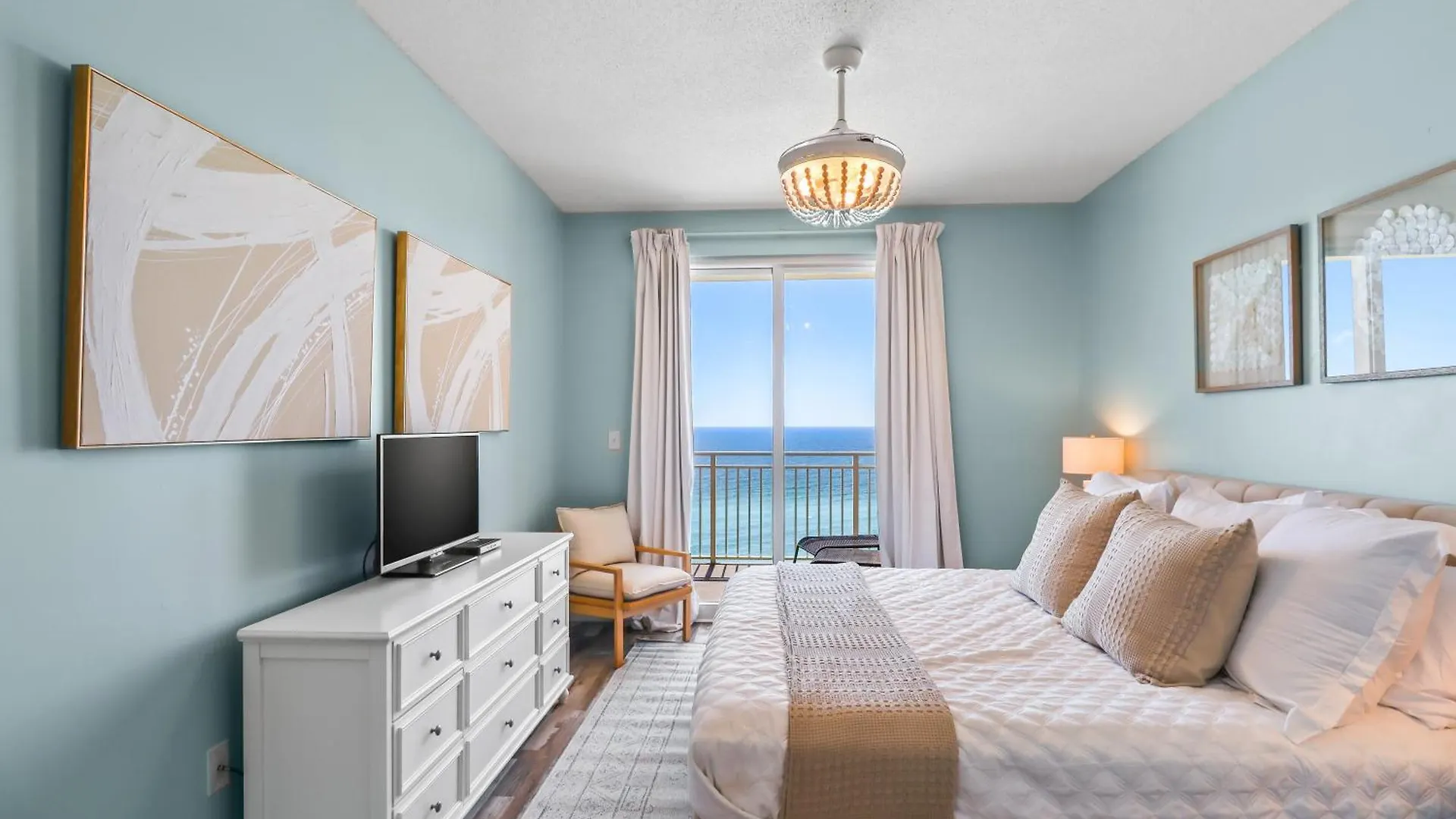 Beach Front Close To Attractions Condo- Zenwave Retreat Panama City Beach Apartment
