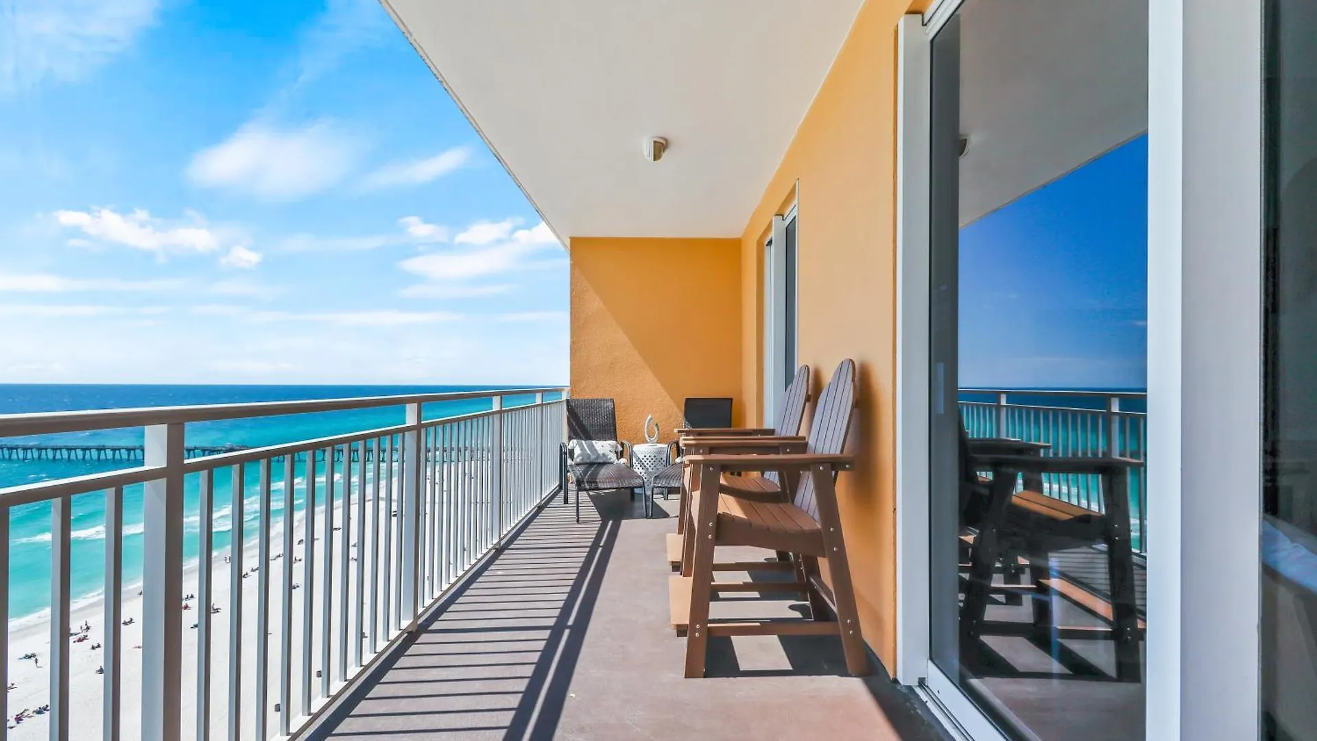 Apartment Beach Front Close To Attractions Condo- Zenwave Retreat Panama City Beach